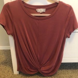 Pink/maroonish crop top